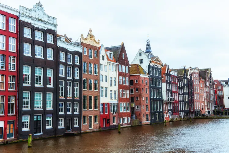 beautiful-tranquil-scene-city-amsterdam Bloodstains on the facade: The legend of Amstel 216