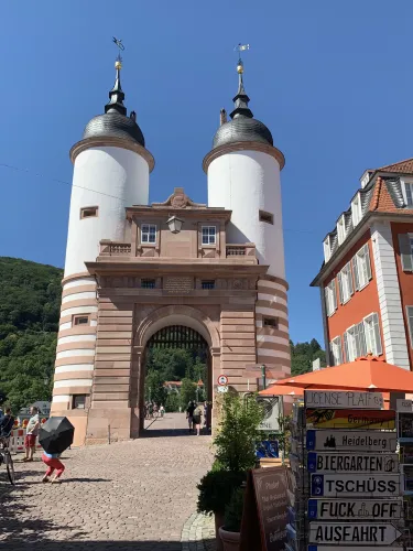 1420A1D5-7B73-475F-ADCB-7356B18EE2D9 The chain-rattling calf