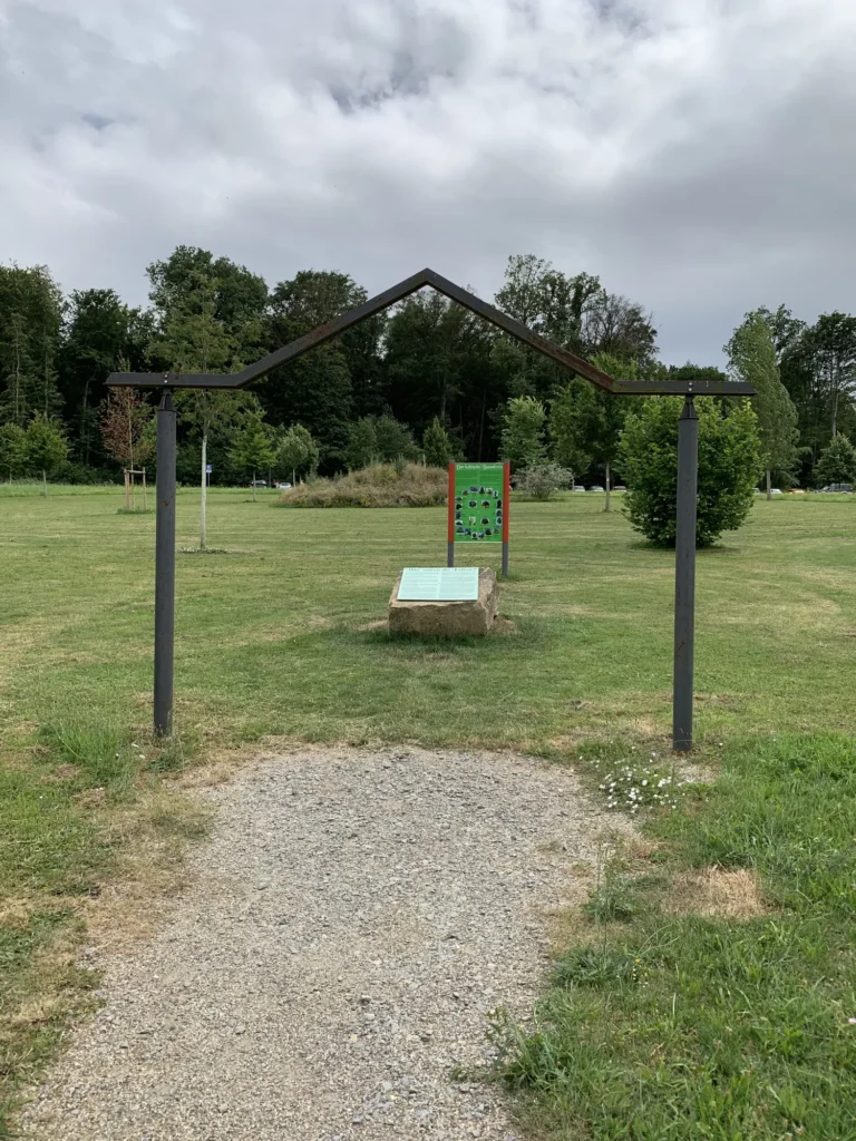 1861711F-FF9C-4E73-8AA6-BA256F8D8B1F-768x1024 The Celtic tree circle: Every person is assigned a tree of life