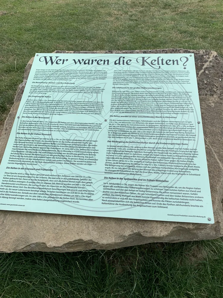 6AB2ADF6-25A3-4442-8645-05D486ECB77F The Celtic tree circle: Every person is assigned a tree of life