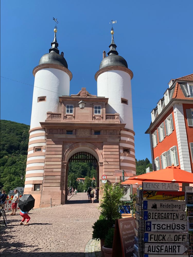 7A0987F2-9185-4B71-B7D5-86A785751880-2755621560-1561727472420 The Old Bridge in Heidelberg with the monkey on the bridge