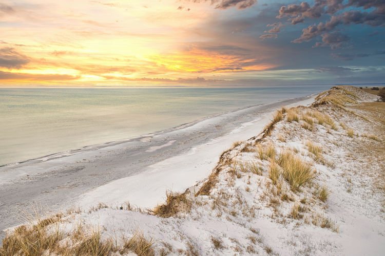 dramatic-sunset-high-dune-darss-beach-baltic-sea-sky-sea-1 The phenomenon of wafers on the Baltic Sea: myths, legends, and historical accounts
