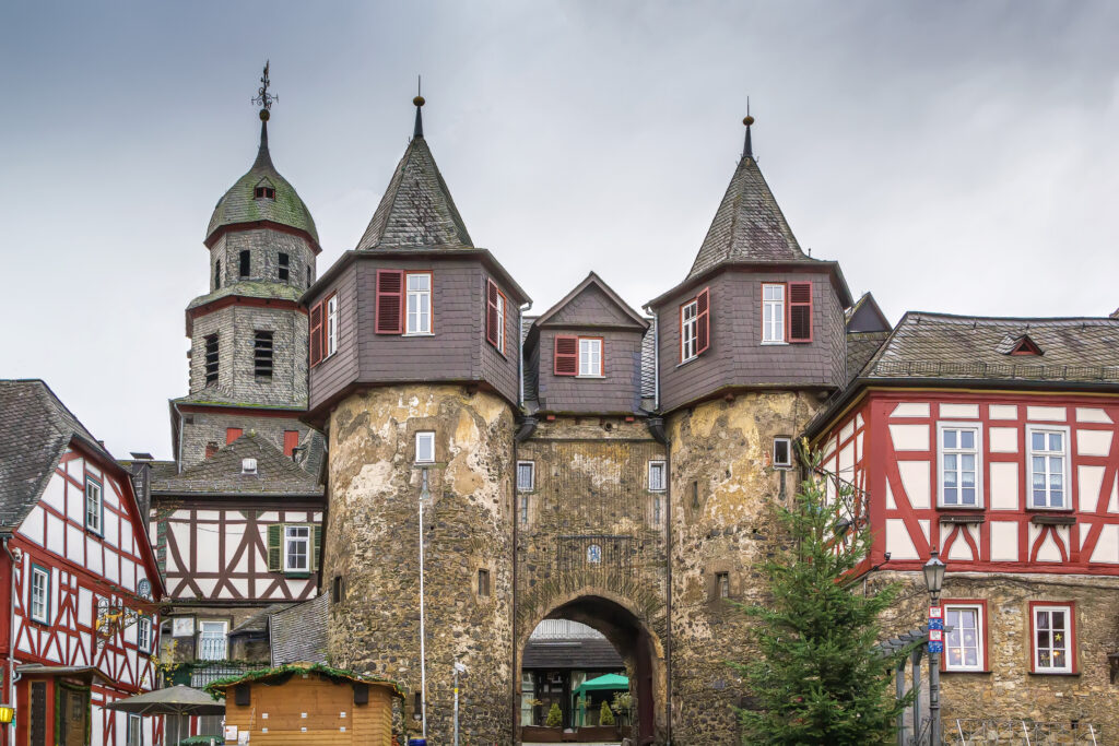 historic-gate-half-timbered-houses-braunfels-old-town-germany-2-1024x683 Echoes of Faith: The Legend of Schloss Braunfels and the Saintly Elisabeth