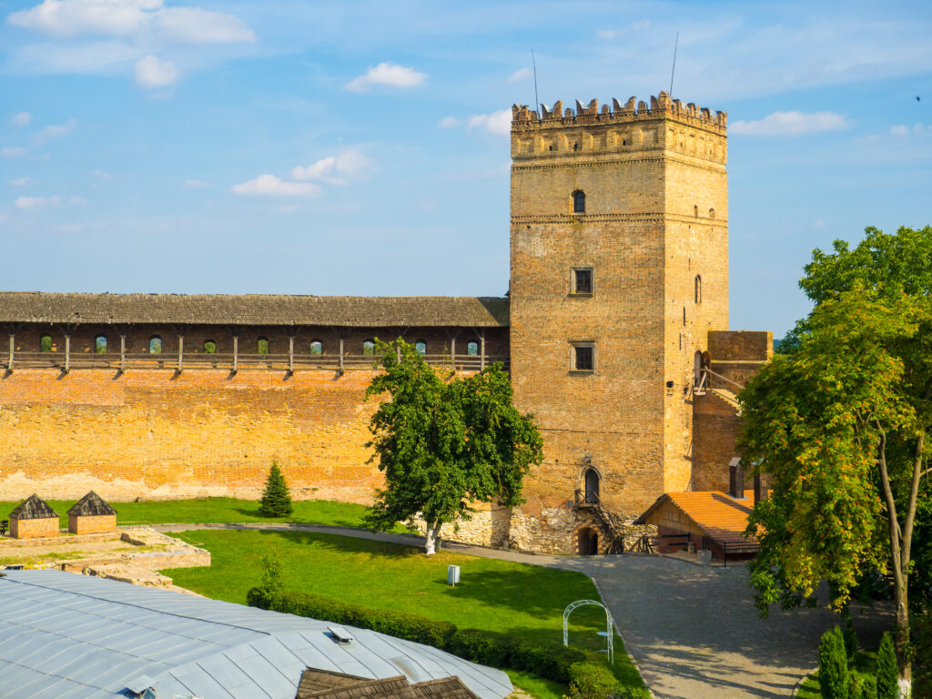 lutsk-high-castle-1-1024x768 Secrets and legends: echoes of the past – uncovering the secrets of Liubartas Castle