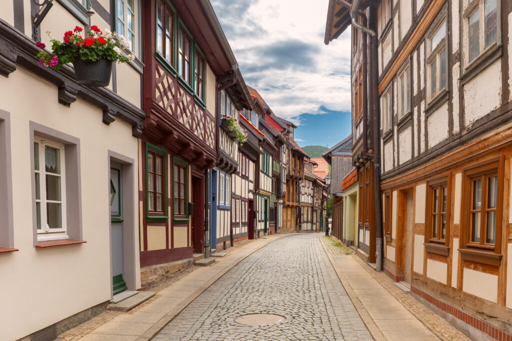 narrow-cobblestone-street-lined-with-historic-halftimbered-houses-wernigerode-germany-1024x682 The Enigmatic Lore of Wernigerode: Myths and Legends Unveiled