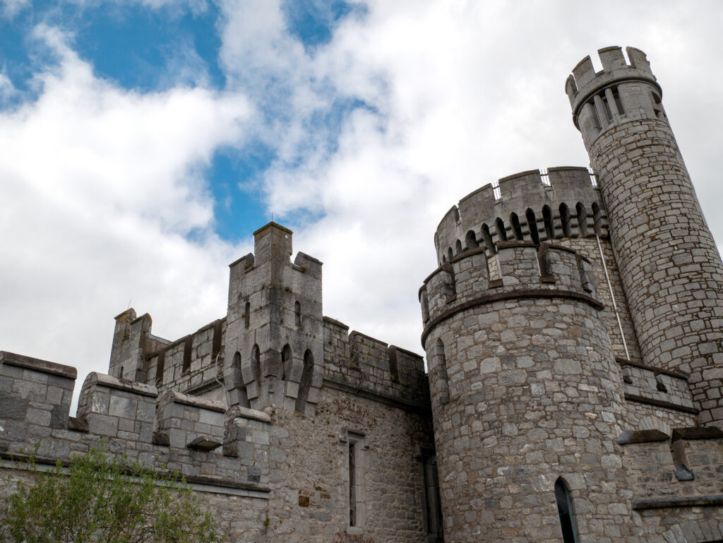 old-celtic-castle-tower-blackrock-castle-ireland-blackrock-observatory-fortress-11-1024x769 Legends and Lore: The Mystique of Blackrock Castle