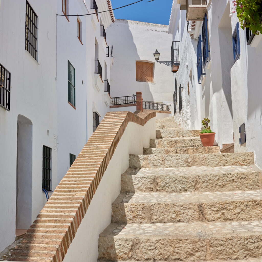 frigiliana-beautiful-old-city-andalusia-beautiful-old-city-frigiliana-andalusia-spain-1-1024x1024 The mysterious treasure of Ibn Al-Ahmar: Frigiliana's unsolved mystery