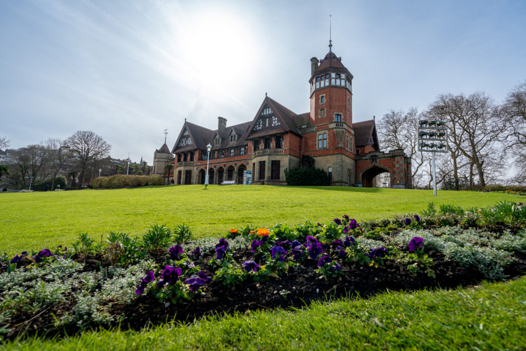 gardens-miramar-palace-sunny-day-1024x683 The ghostly whispers of Donostia-San Sebastián: The eerie secrets surrounding the Miramar Palace