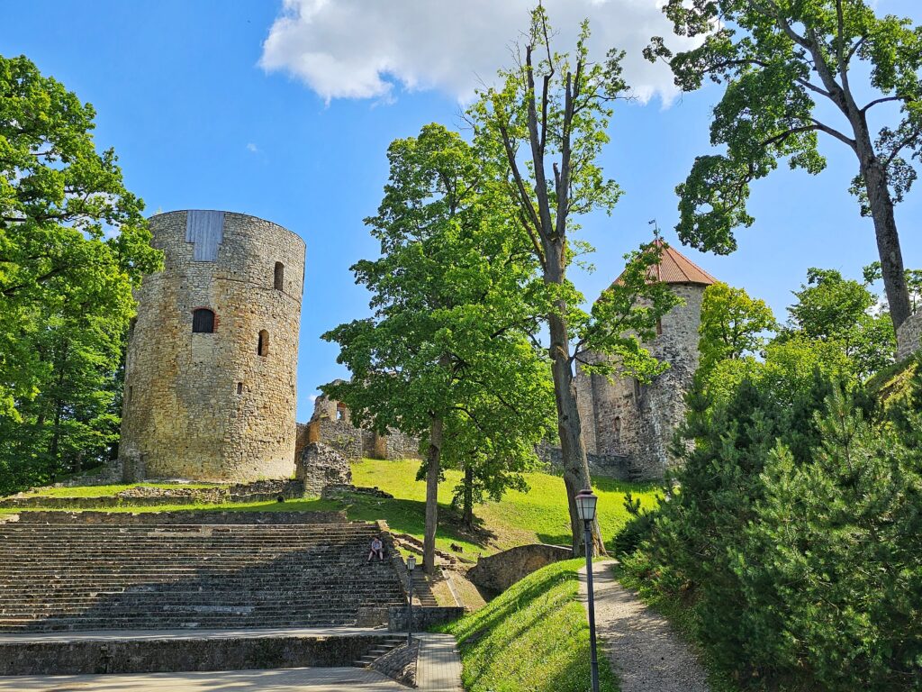 ruins-ancient-castle-cesis-latvia-1-1024x768 Cēsis Castle: Where legends and reality merge