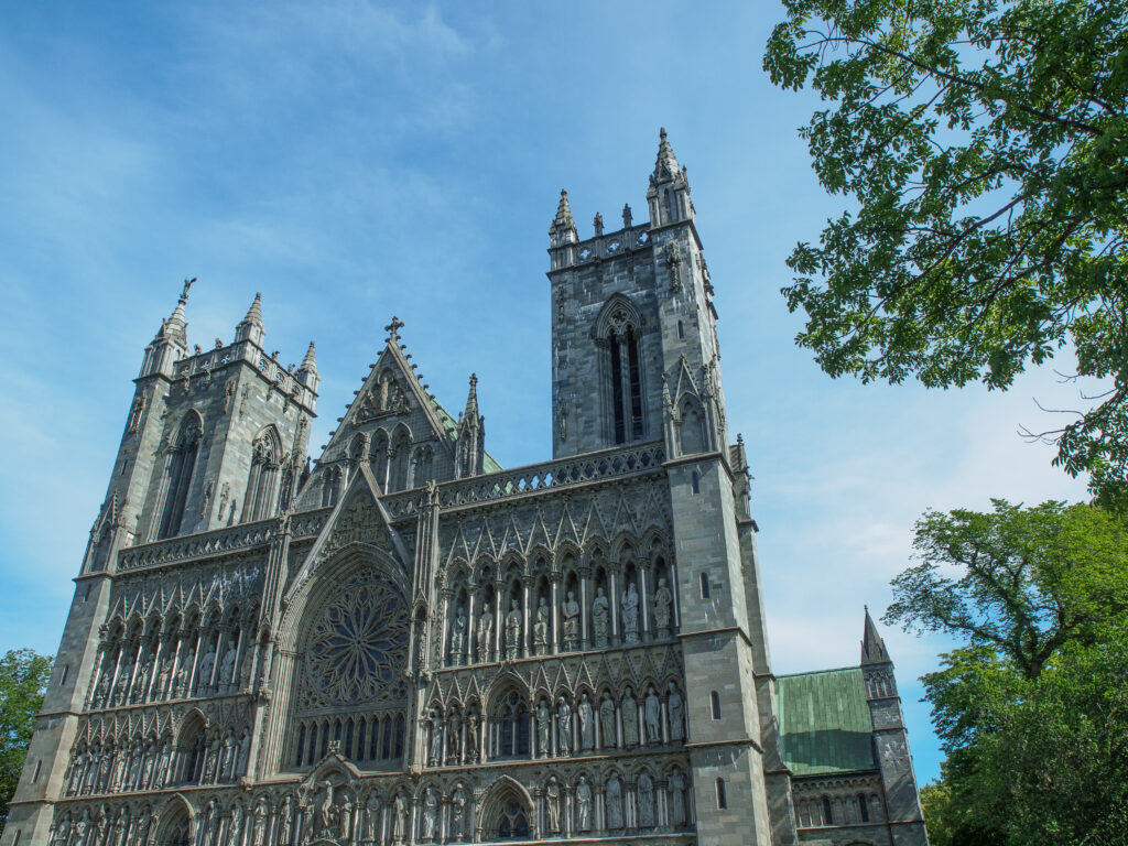 trondheim-norway-3-1024x768 The mythical guardian of Nidaros: The enchanted dragon of Trondheim's famous cathedral