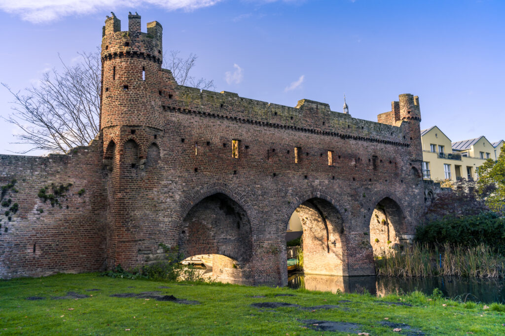 zutphen-netherlands-3-november-2019-old-city-zutphen-one-oldest-cities-netherlands-2-1024x683 Riches beneath Zutphen: The mysterious story of the Spanish treasure