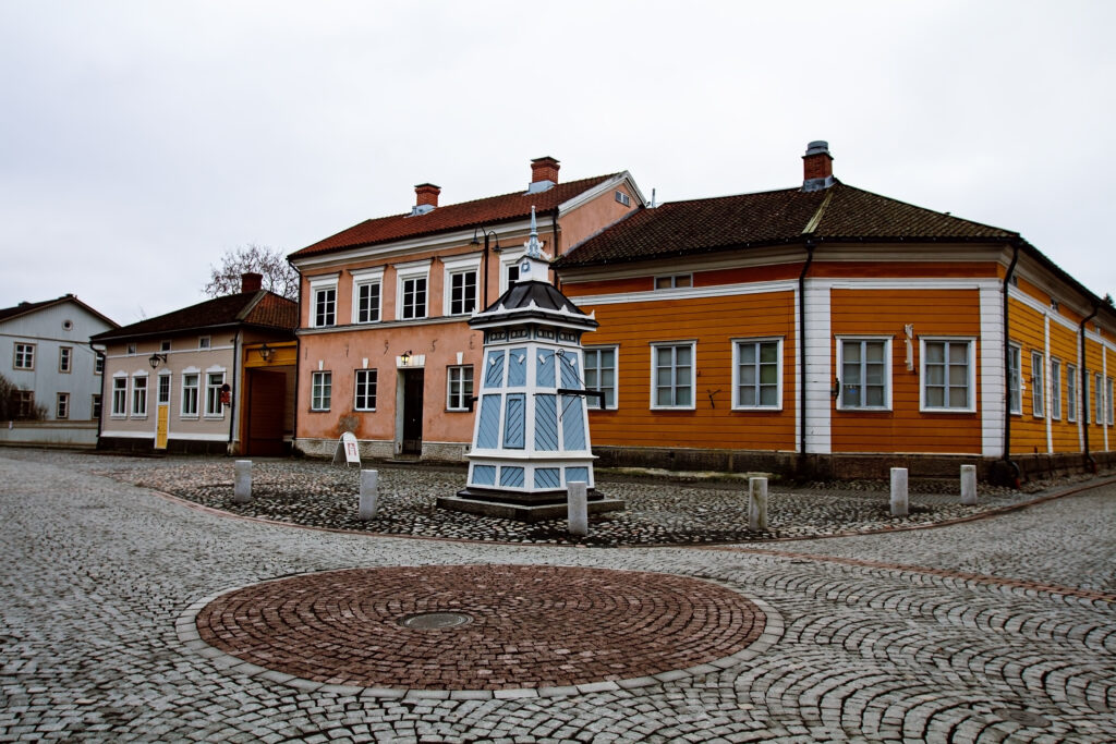art-museum-city-rauma-finland-1-1024x683 The mystique of the skies: The legends of the “Air Dogs of Rauma”