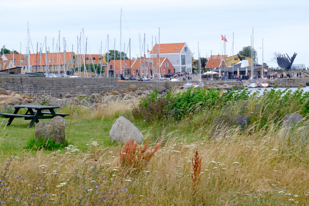 10018 The Mysterious Guardian: How Bornholm’s Troll Krølle-Bølle Protects the Island