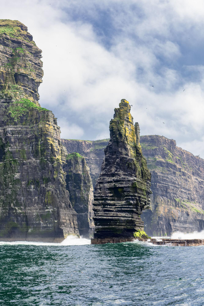 156343 The Mysterious Cliffs of Moher: Between Fairy Tales and Natural Wonders