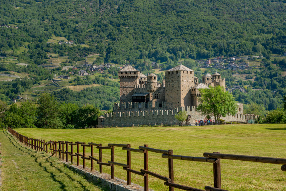 2899 The Legend of the “Barbuta” and Castello di Fénis: Between History and Myth