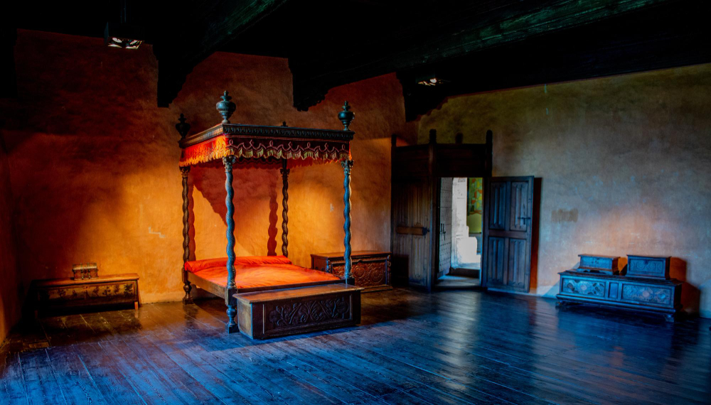 2902 The Legend of the “Barbuta” and Castello di Fénis: Between History and Myth