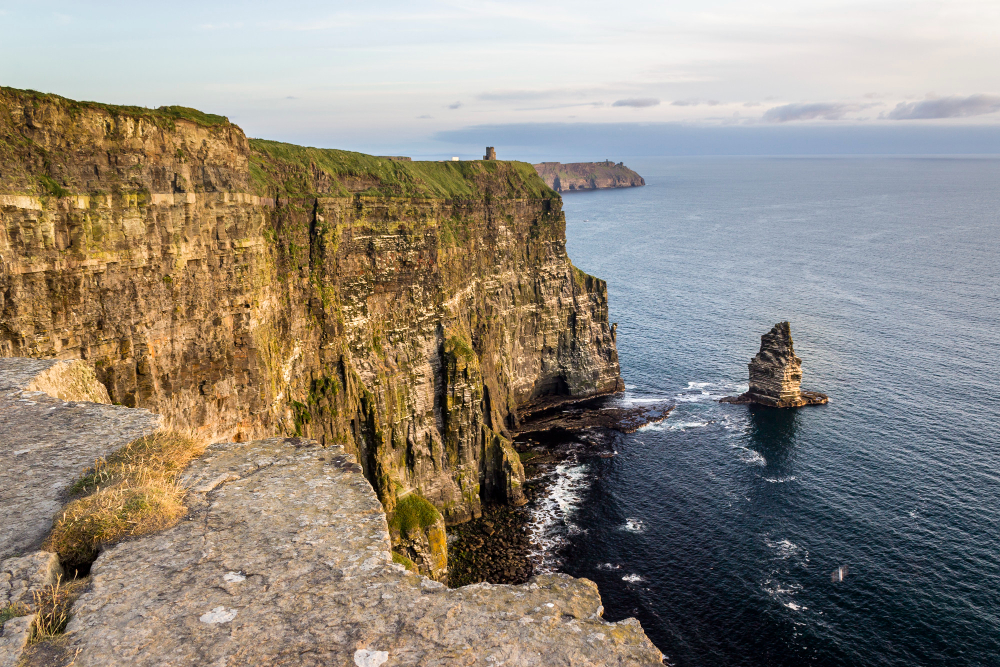 9-1 The Mysterious Cliffs of Moher: Between Fairy Tales and Natural Wonders
