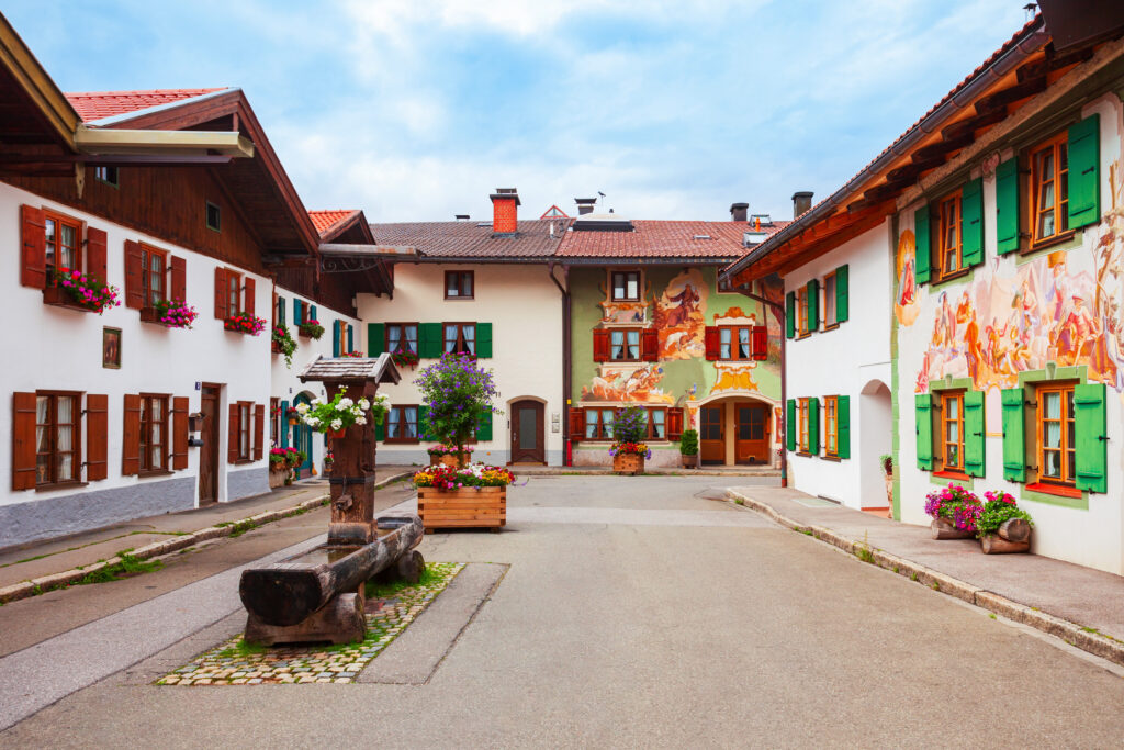 luftlmalerei-decorated-houses-mittenwald-germany-1024x683 The Wild Man of Mittenwald: Myth or Reality?