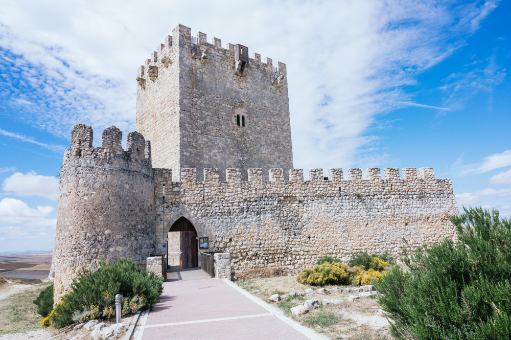 108 The Mystical Spring of Castillo de Tiedra: Healing Between Legend and Reality