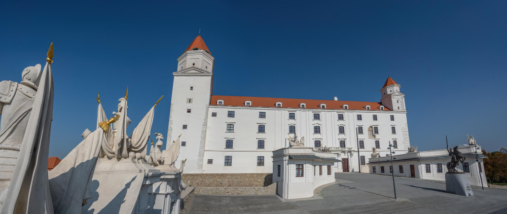 1138 The Golden Horse of Bratislava – A Legend from Times Long Past