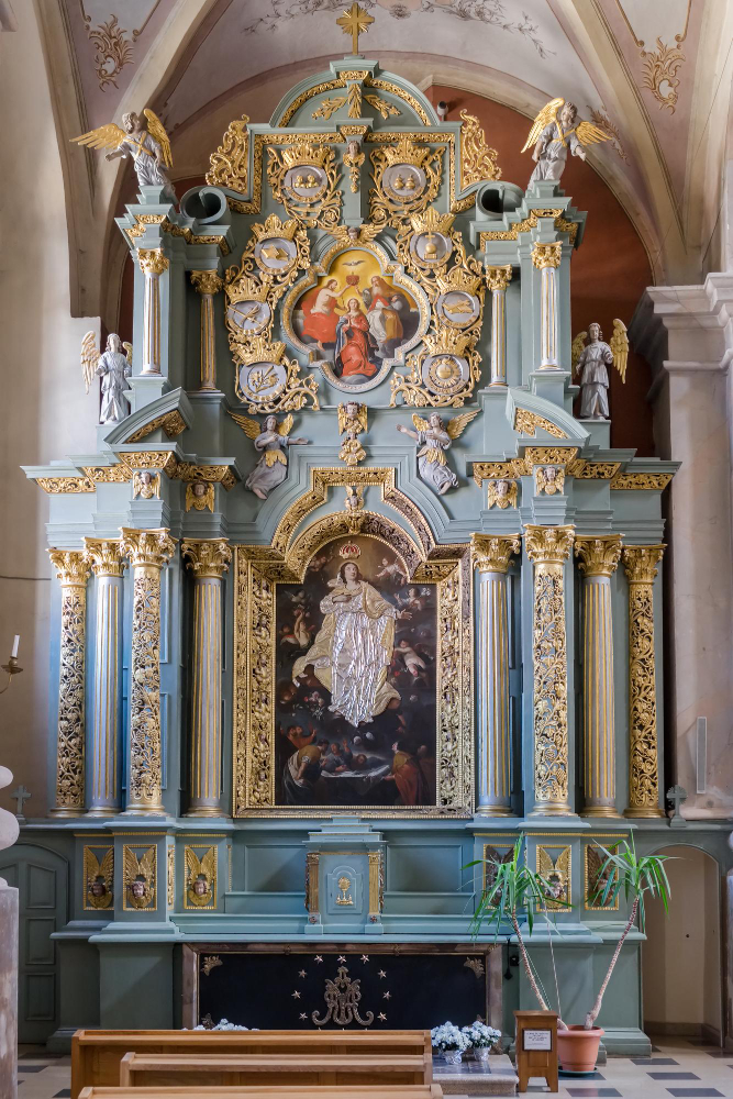 1942 The Virgin of Kaunas: How a Woman Became the Savior of a City