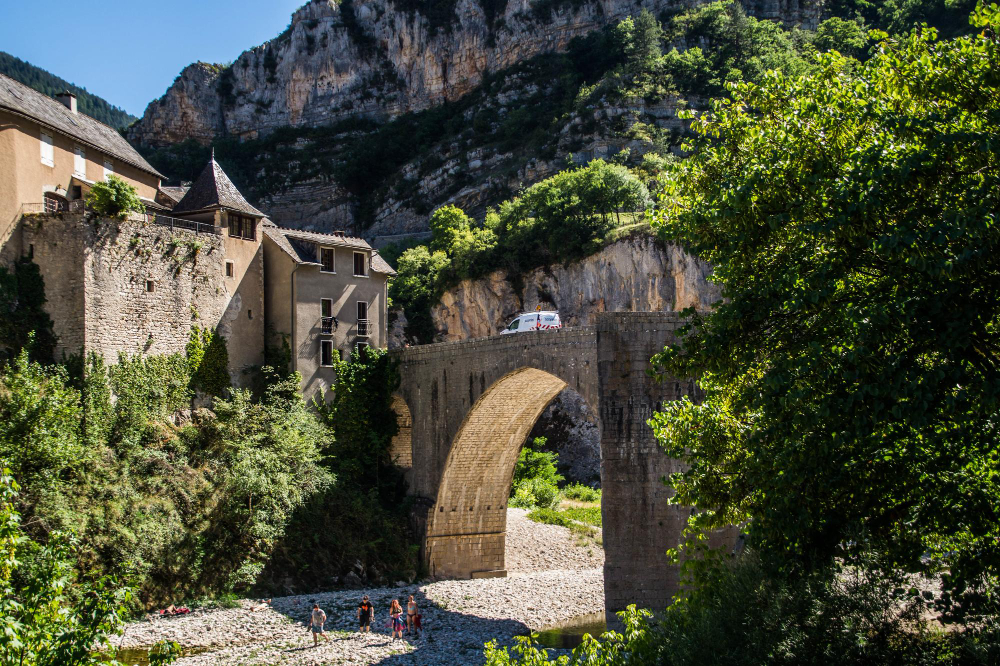 1995 The Beast of Gévaudan: A Mystery Between Legend and Reality