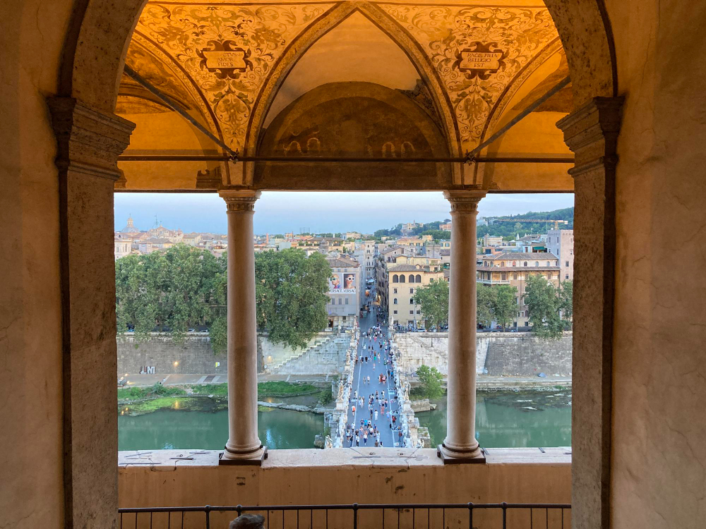22-1 Castel Sant’Angelo – A Symbol of Divine Protection and Centuries-Old Legends