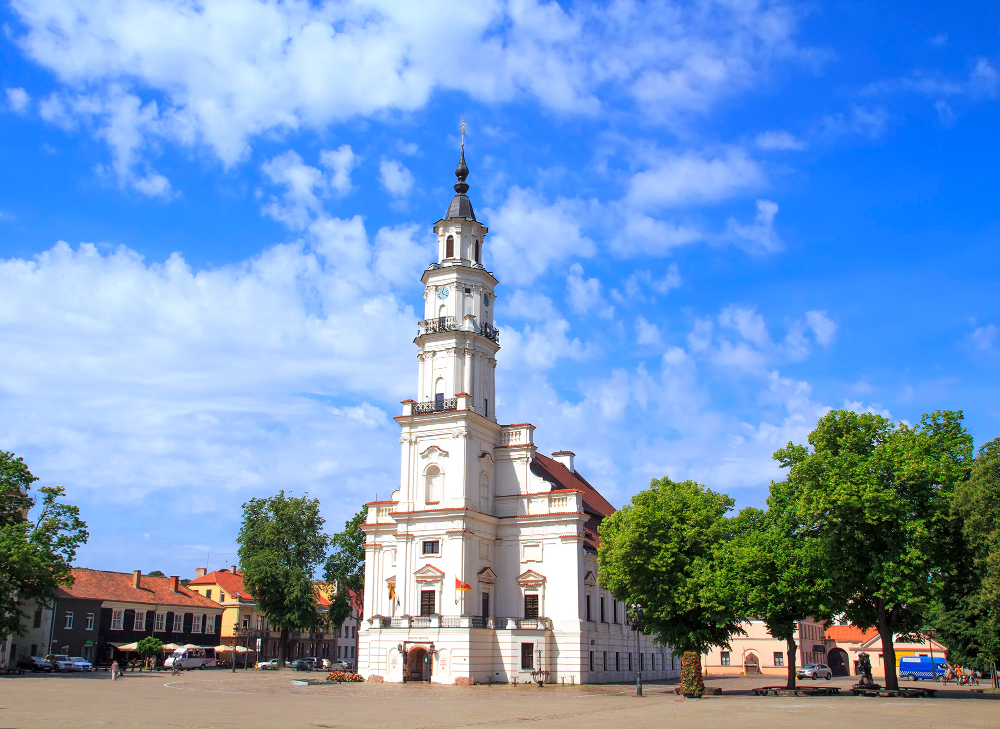 277 The Virgin of Kaunas: How a Woman Became the Savior of a City