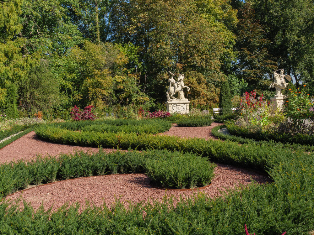 29094 Mysterious Fog and Whispering Voices: The Legend of Anholt Castle and Its Fairies