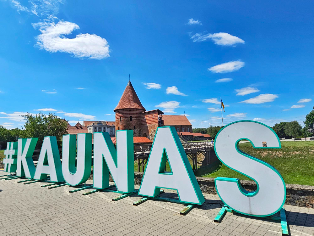 600 The Virgin of Kaunas: How a Woman Became the Savior of a City