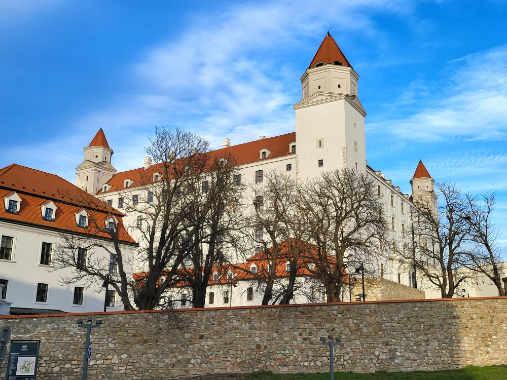 7-1 The Golden Horse of Bratislava – A Legend from Times Long Past