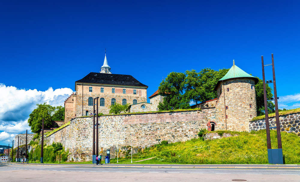 9585 Akershus Fortress: The “Bloody Tower” and the Gruesome Legend of Knut Alvsson