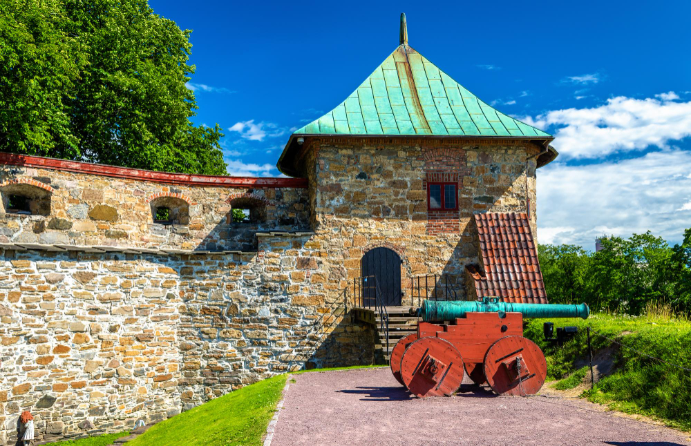 9587 Akershus Fortress: The “Bloody Tower” and the Gruesome Legend of Knut Alvsson