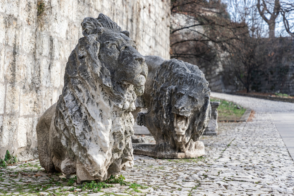 1091-1 The “Falcone d’Italia”: The Turbulent History of the Castello di Brescia and Its Role in the Struggle for Freedom