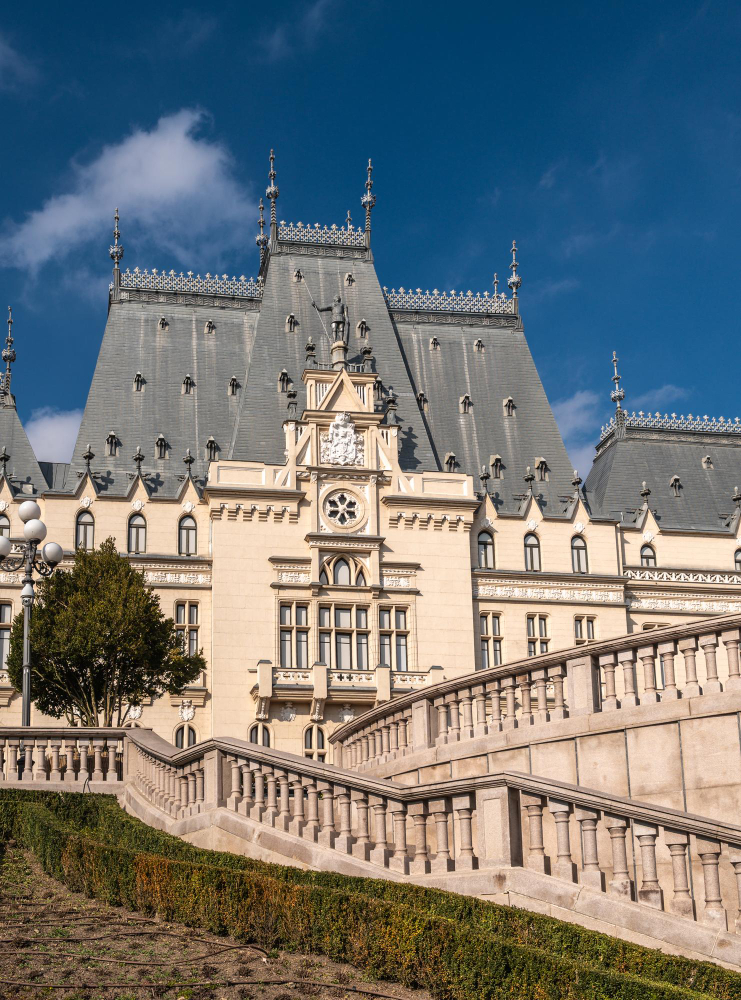11145 The Myth of the Clock Tower at the Palace of Culture in Iași: A Legend Full of Secrets