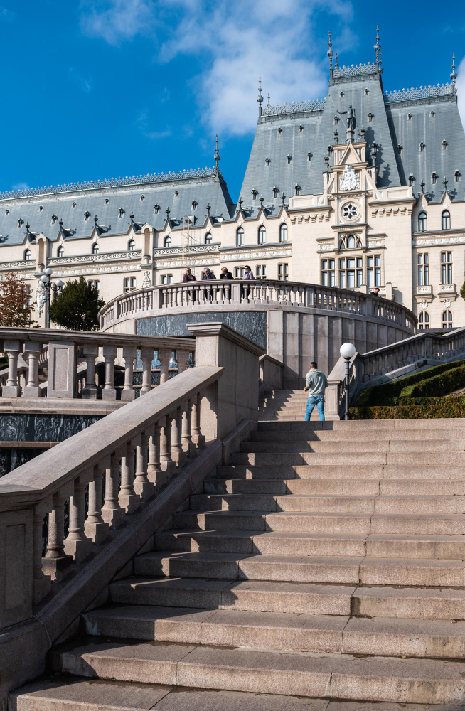 11154 The Myth of the Clock Tower at the Palace of Culture in Iași: A Legend Full of Secrets