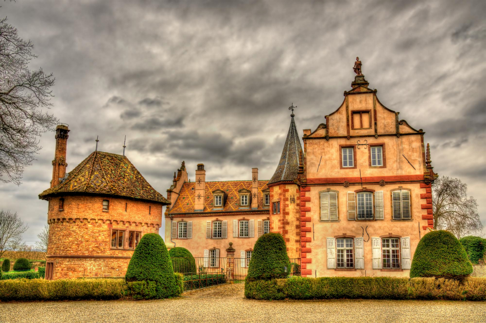 13984 The Château d’Osthoffen – The Ominous Omen of the Ghost Horses