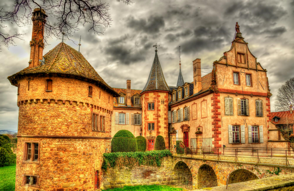 13989 The Château d’Osthoffen – The Ominous Omen of the Ghost Horses