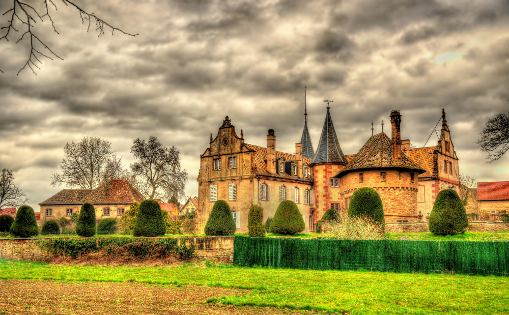 13992 The Château d’Osthoffen – The Ominous Omen of the Ghost Horses