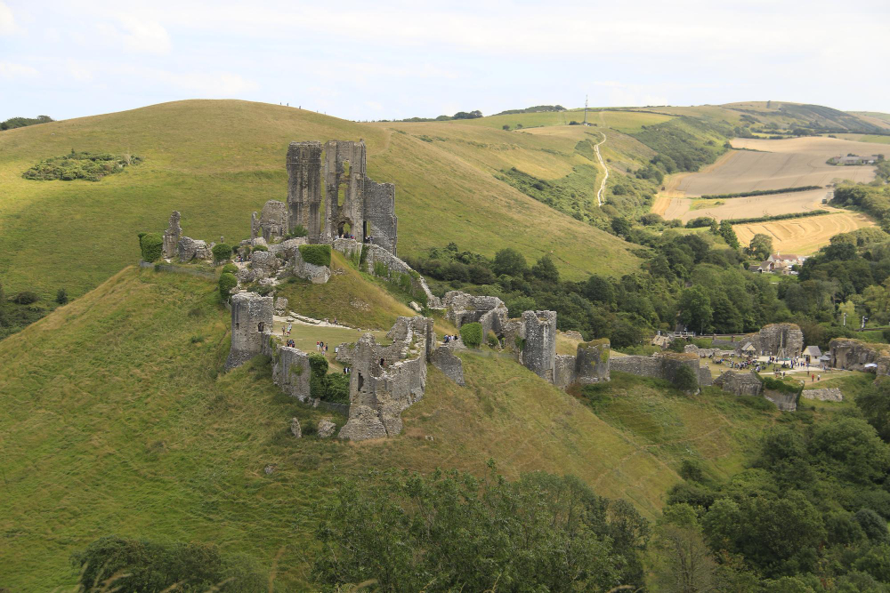 1518 Corfe Castle: The heroic defence and betrayal that made history