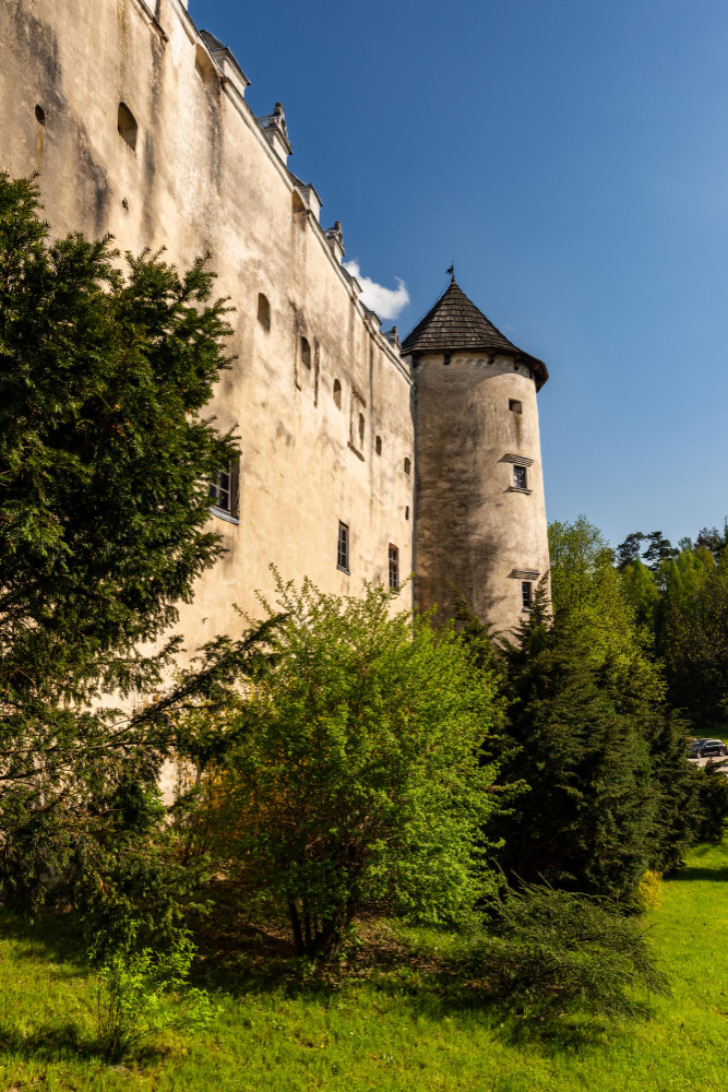 1730-1 The Myth of the Inca Treasure: A Mysterious Legend Surrounding Niedzica Castle on Lake Czorsztyn