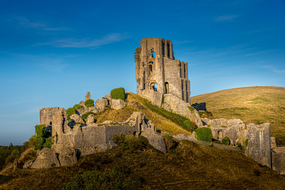 191 Corfe Castle: The heroic defence and betrayal that made history