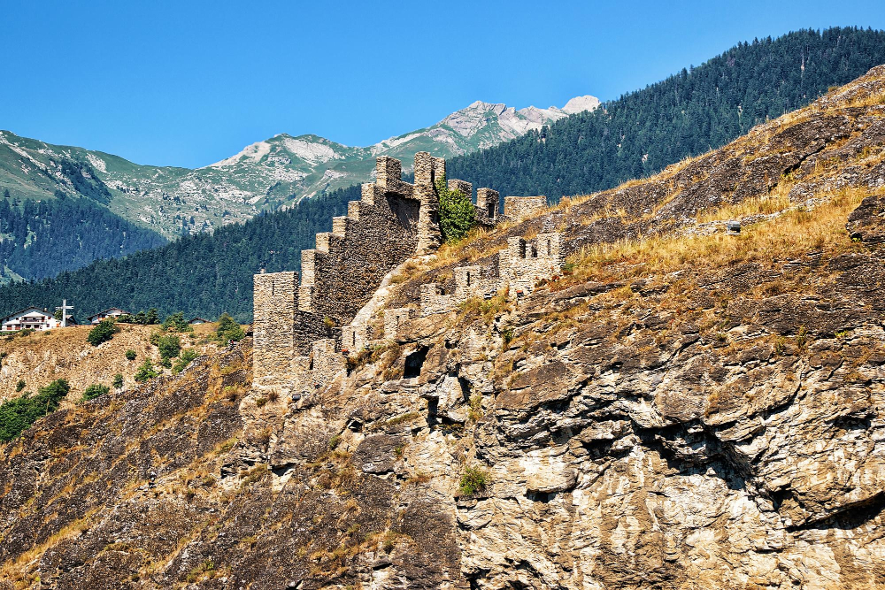 21279 The Hidden Treasure of Tourbillon Castle – Fact or Fiction?