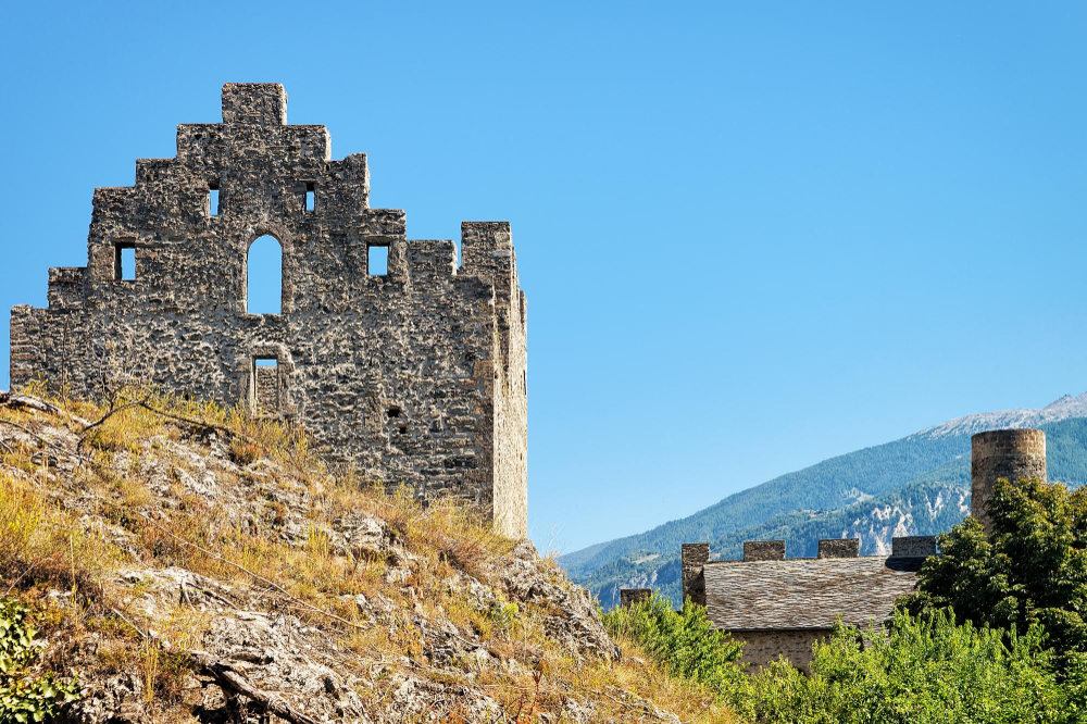 21645 The Hidden Treasure of Tourbillon Castle – Fact or Fiction?
