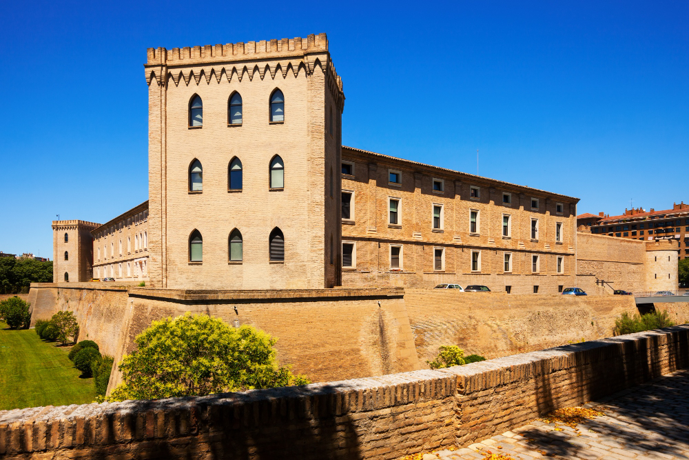 2477 The Aljafería – A Palace Steeped in Myths and Legends