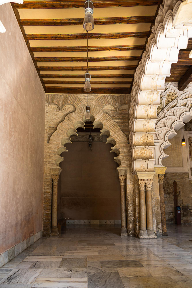 26079 The Aljafería – A Palace Steeped in Myths and Legends