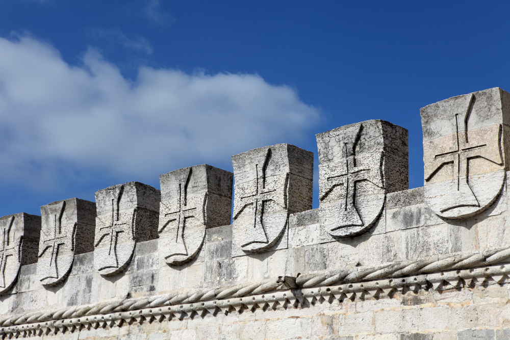 31606 The Myth of the Torre de Belém: Truths and Legends Surrounding the Landmark on the Tagus