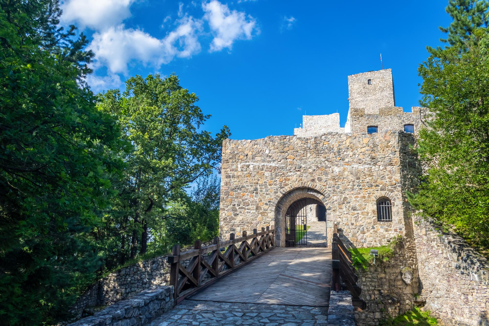 392-2 The Tragic Cliffs of Strečno – A Curse of Rivalry and Death