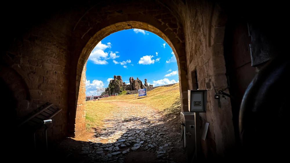 430 The Secret of Petrified Love – The Legend of Belogradchik Fortress