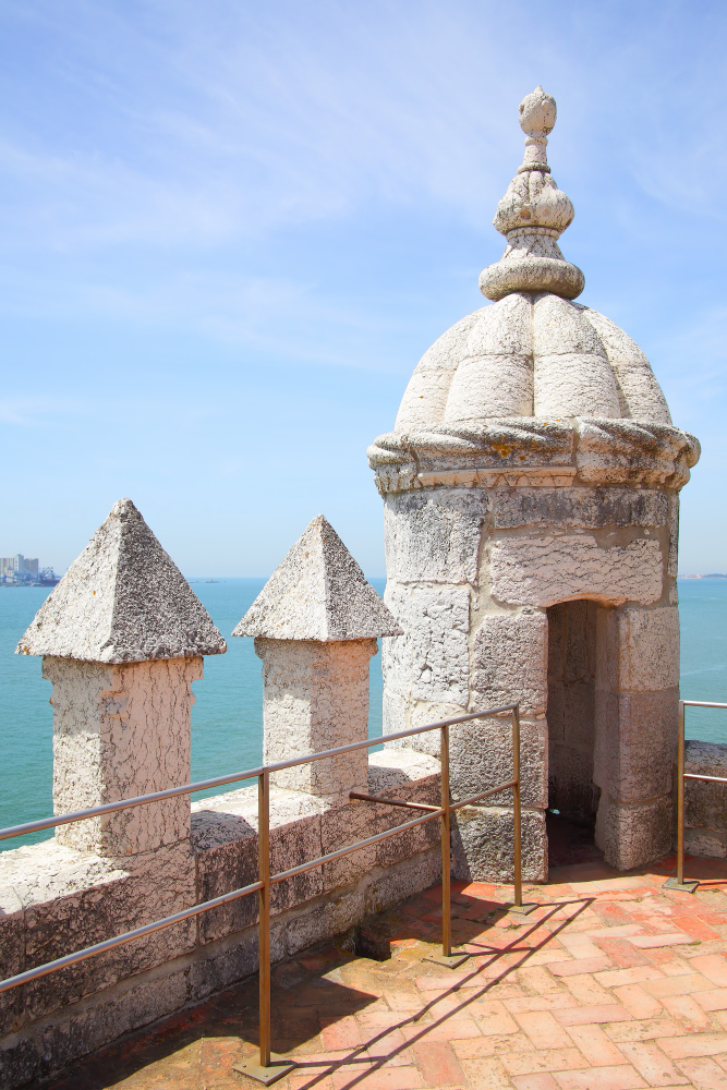 4560 The Myth of the Torre de Belém: Truths and Legends Surrounding the Landmark on the Tagus